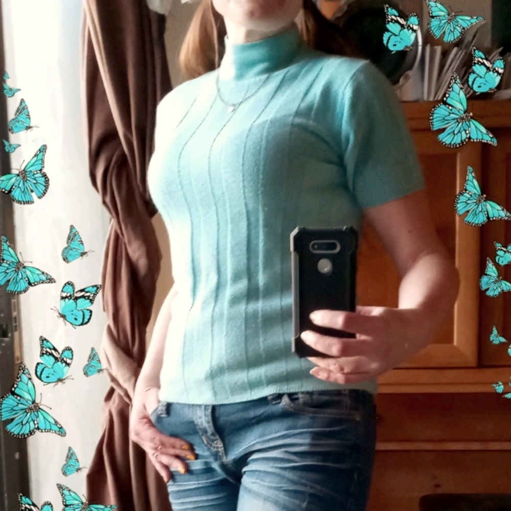 Vintage Mock Neck Short Sleeved Sweater